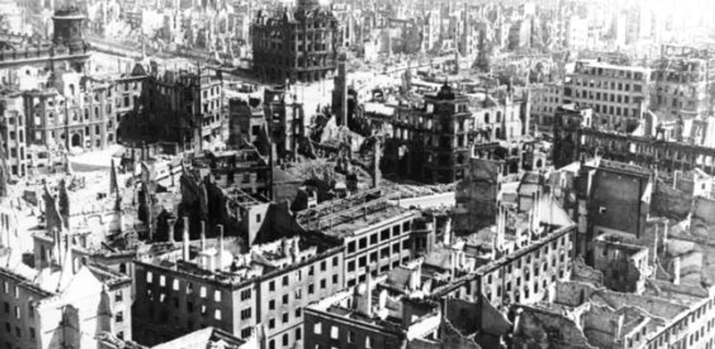 Dresda, după bombardamentele din 1945.