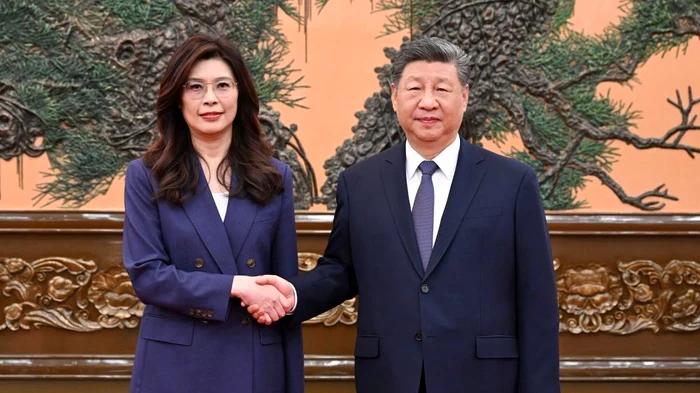 Xi Jinping și lidera KMT, Cheng Li-wun FOTO X / Li Jingjing @Jingjing_Li