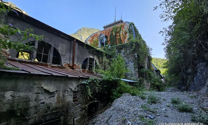 Băile Herculane  Foto Daniel Guță  ADEVĂRUL (50) jpg
