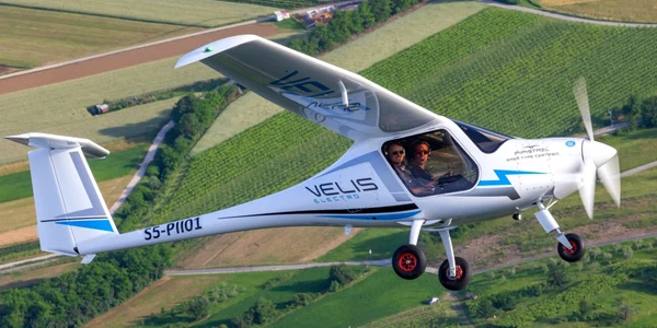 avioane electrice