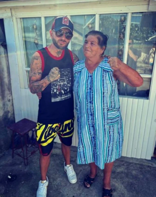 Mihaela, mama lui Bordea, a murit la 55 de ani sursa Facebook 