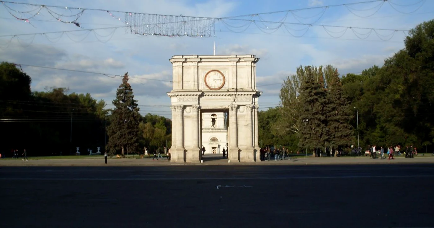 Piesa „Orașul meu“ a devenit imn al capitalei Republicii Moldova în iunie 1998