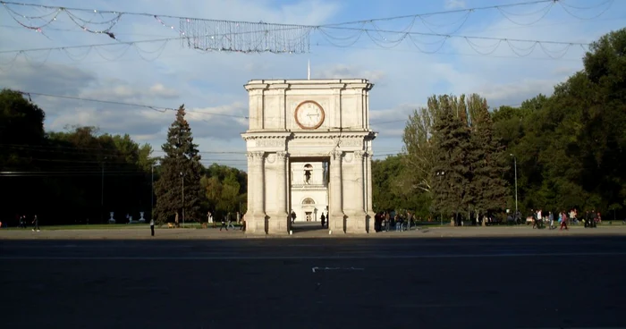 Piesa „Orașul meu“ a devenit imn al capitalei Republicii Moldova în iunie 1998