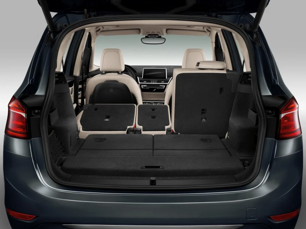 BMW seria 2 Grand Tourer este o maşină foarte spaţioasă