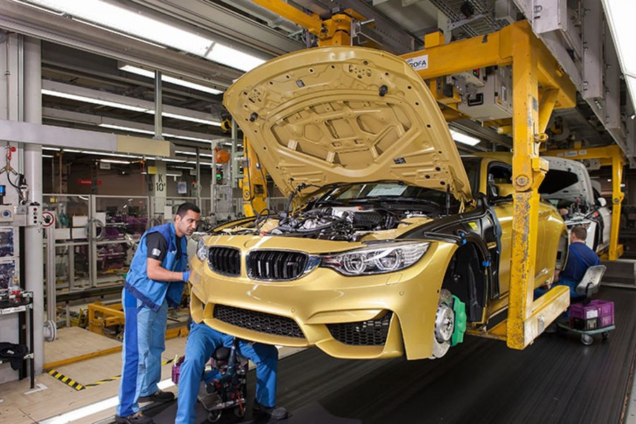 BMW Group și-a făcut fabrică în Ungaria, dar investește masiv într-un centru IT la Cluj 
