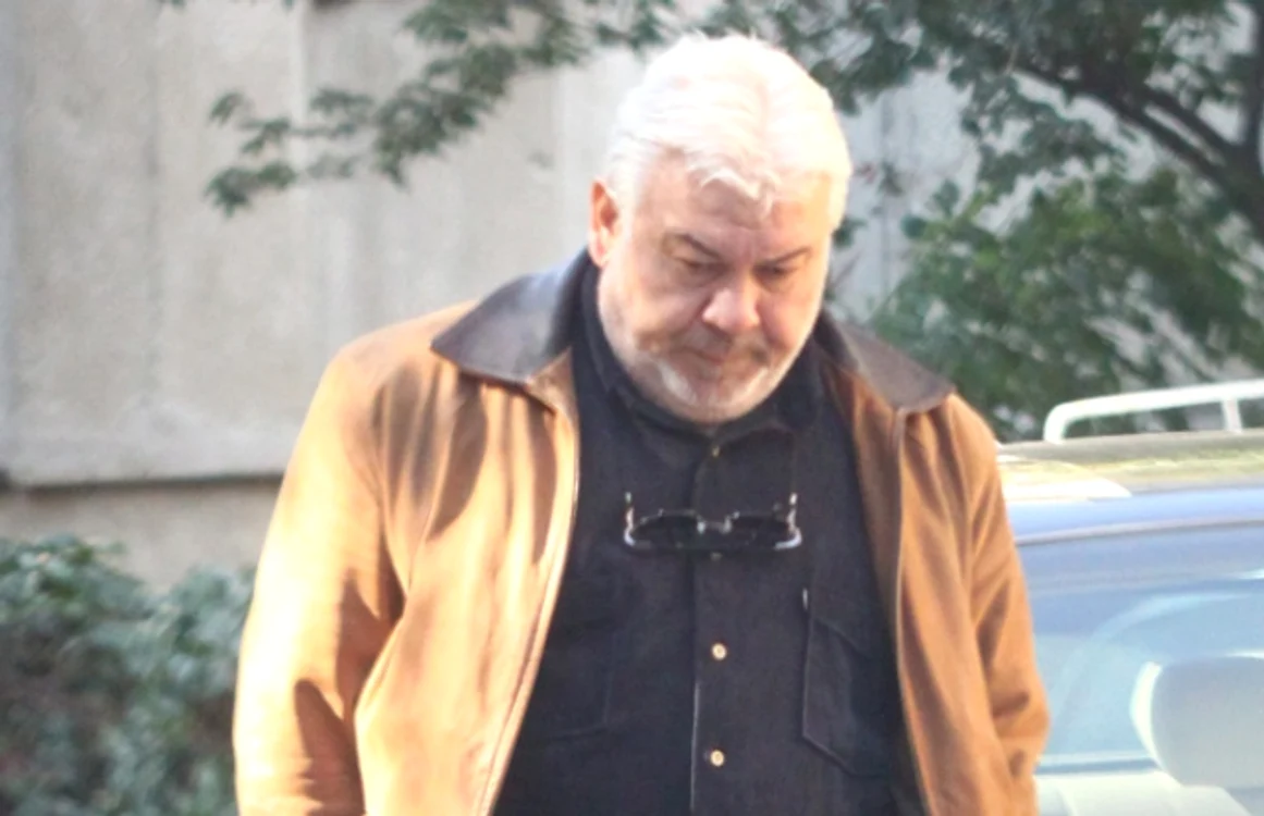 
    Mihai Alexandru  