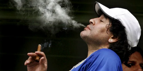 Maradona (EPA) jpg
