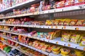 Mâncare procesată - supermarket FOTO Shutterstock 