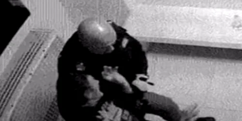 roman torturat in italia FOTO Caotura video youtube Rai jpg