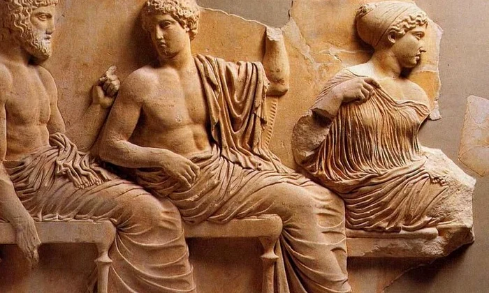 Iată câștigătorul concursului organizat de Historia și Fundația Calea Victoriei   Tema Grecia Antica: Cultura si Civilizatie jpeg