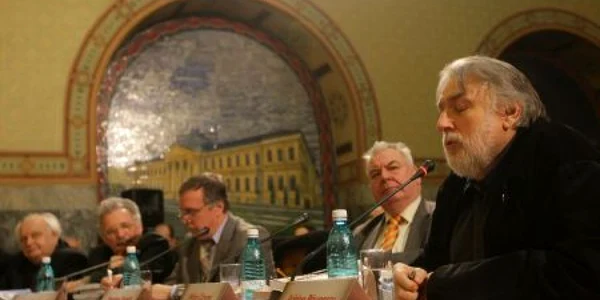 Adrian Păunescu, pe 23 februarie, la Craiova, la Zilele Marin Sorescu