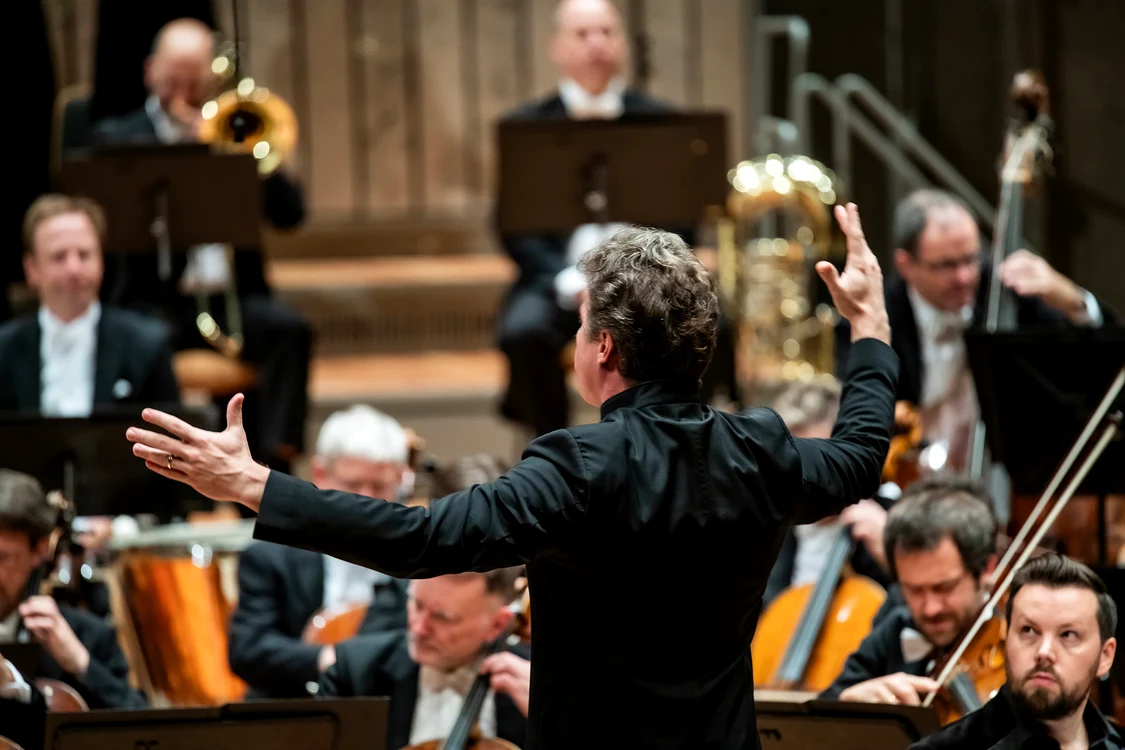 Jakub Hrůša. Foto Bettina Stöß
