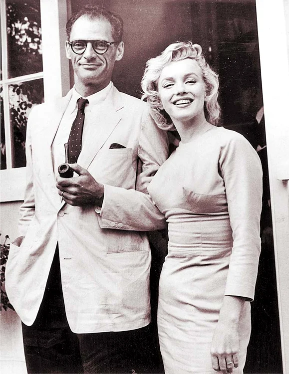 Cu soţul Arthur Miller jpeg