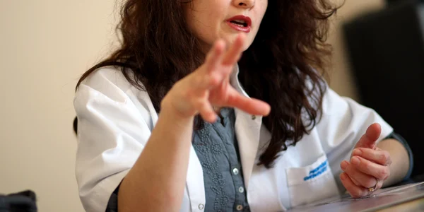 Medicul nutritionist Corina Hogea spune ca folosirea staniolului creste riscul la Alzheimer