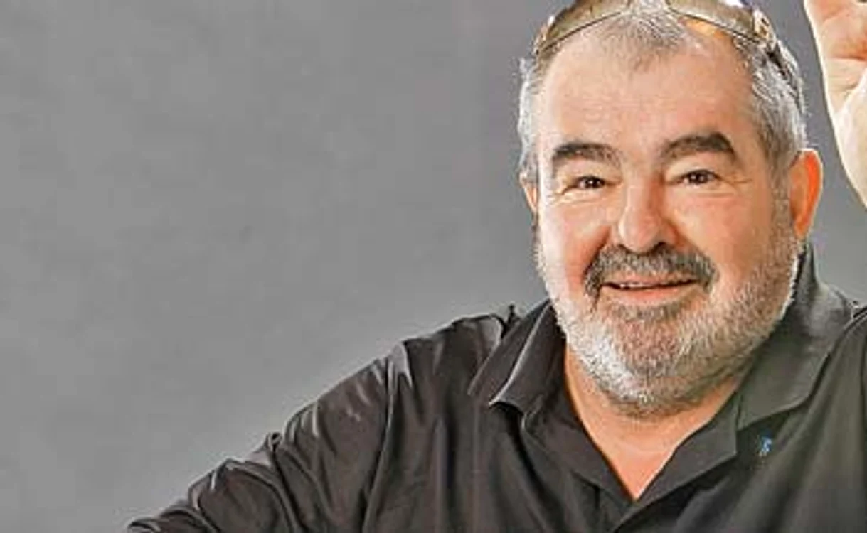 
    George Stanca  