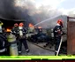 Incendiu violent în Râmnicu Vâlcea la un depozit de materiale de construcţii - o victimă a suferit arsuri grave Foto ISU Vâlcea