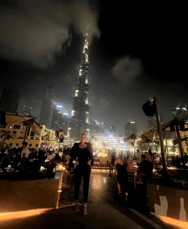Prodanca, surpriză pe Burj Khalifa Foto Instagram