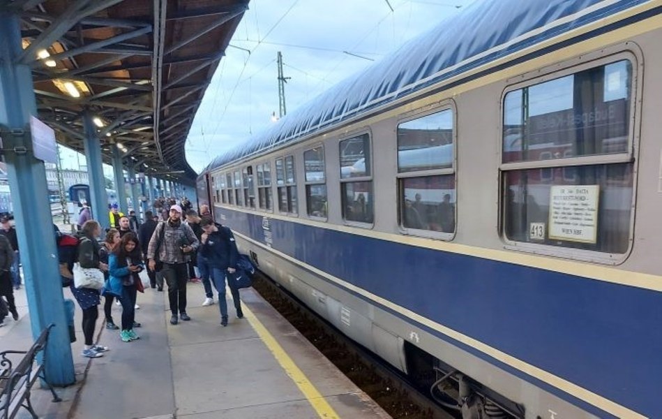 „Record” incredibil, chiar şi pentru CFR Călători. Zece ore cu trenul între Brașov și Sighișoara, pe 128 de kilometri 