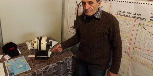 motor cu magneti