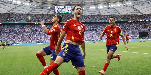 Mikel Merino se bucura de victoria Spaniei contra Germaniei FOTO EPA EFE jpg