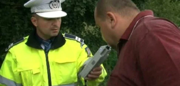Polițiștii au oprit în trafic mai mulți șoferi