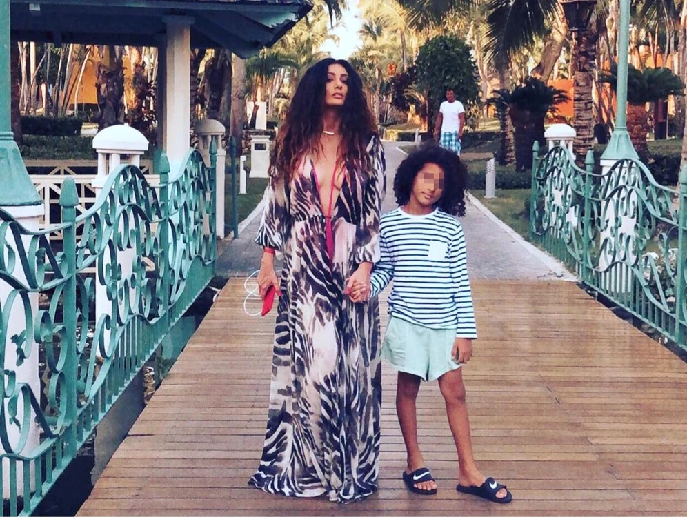 
    Claudia Pavel și fiul ei, Noahfoto: Instagram  