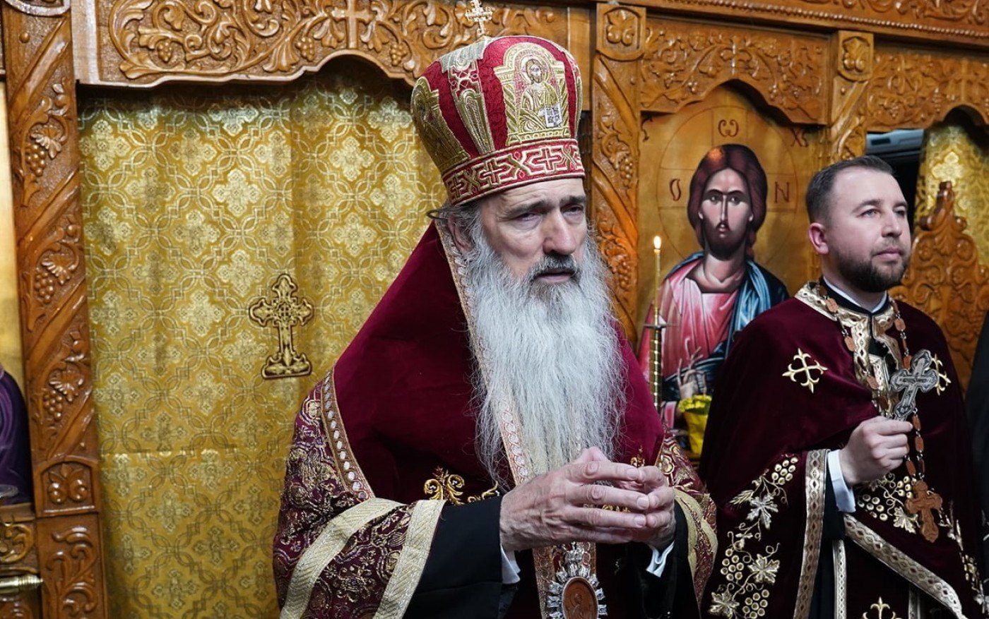 Scandalul dintre IPS Teodosie și ierarhii BOR nu se oprește. Vasile Bănescu, criticat.