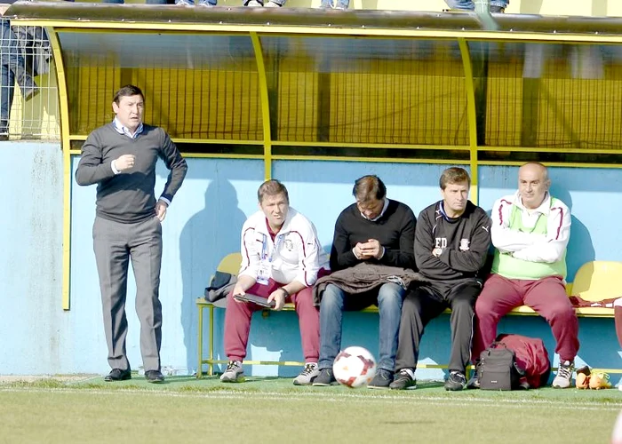 
    Viorel Moldovan  este la un pas să cedeze  nervos din cauza  situaţiei de la Rapid  