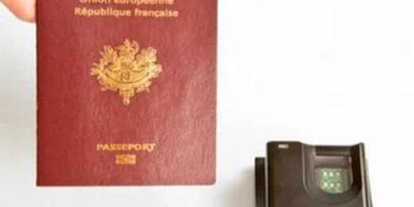 Românii din Ucraina cer simplificarea acordării vizelor