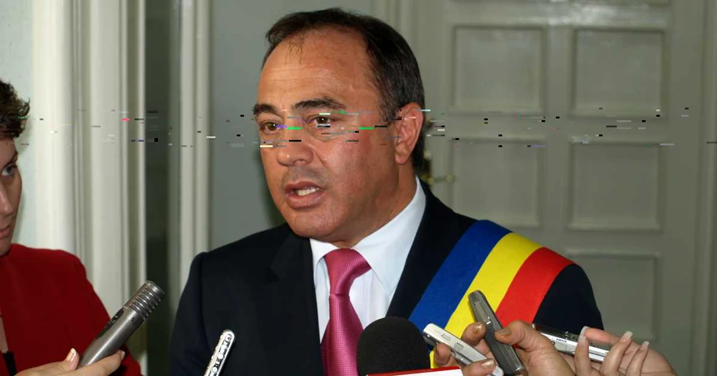 Dorin Florea spune că n-a avut o relaţie de amiciţie cu primarul Sorin Apostu