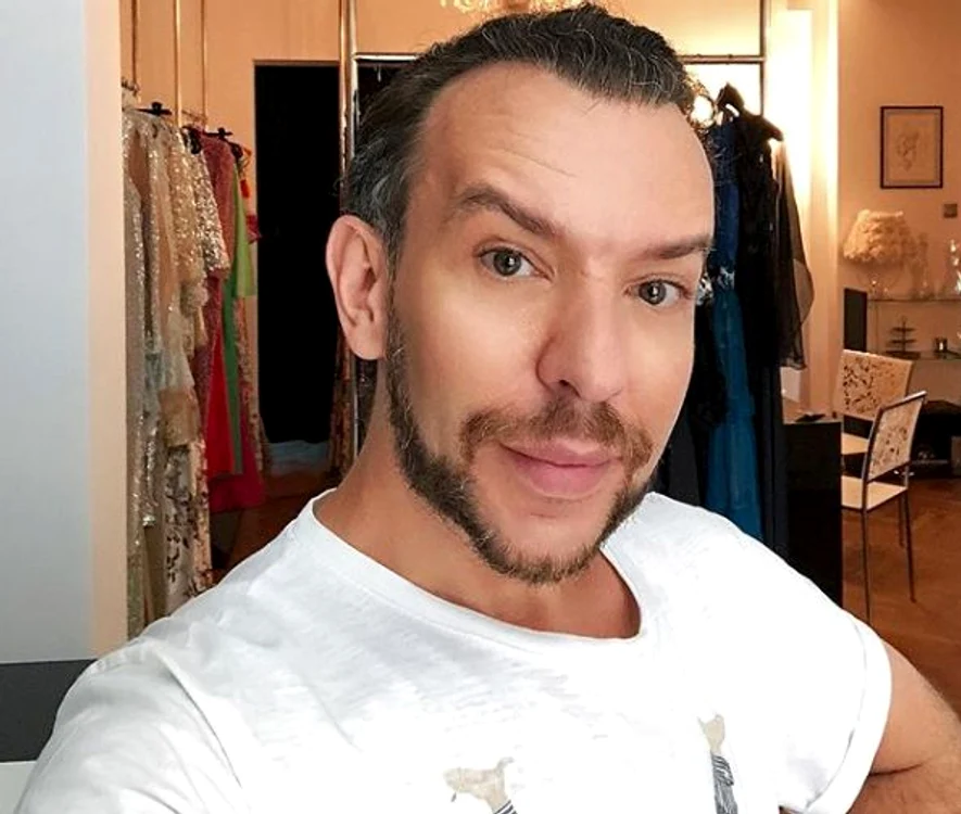 
    Stephan Pelger, noi declarații referitoare la modul în care a fost bătut cu bestialitate și jefuit, la CannesFoto Instagram  