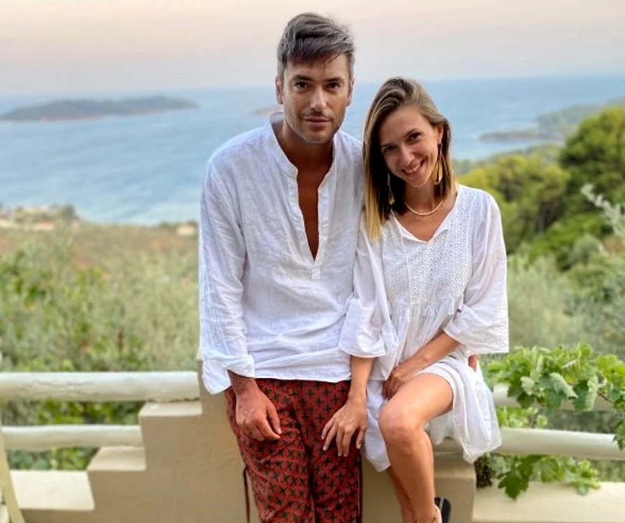 
    Radu Vâlcan și Adela Popescu, relaxați în vacanțăfoto: Facebook  