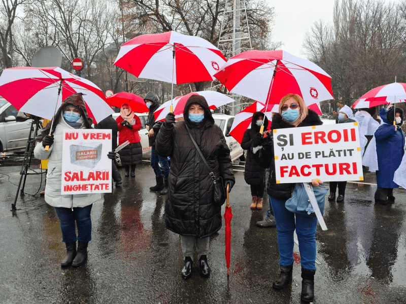 Miting al sindicaliştilor din Sănătate, în Piaţa Victoriei. Protestatarii se vor opri la câteva spitale din Bucureşti