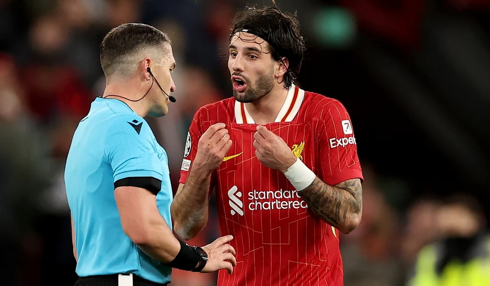 Cu Istvan Kovacs la centru, Livepool a bătut-o pe Real Madrid. Record pentru Bayern Munchen