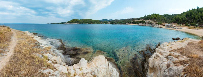 Liniștea de pe malul Mediteranei. FOTO: Shutterstock