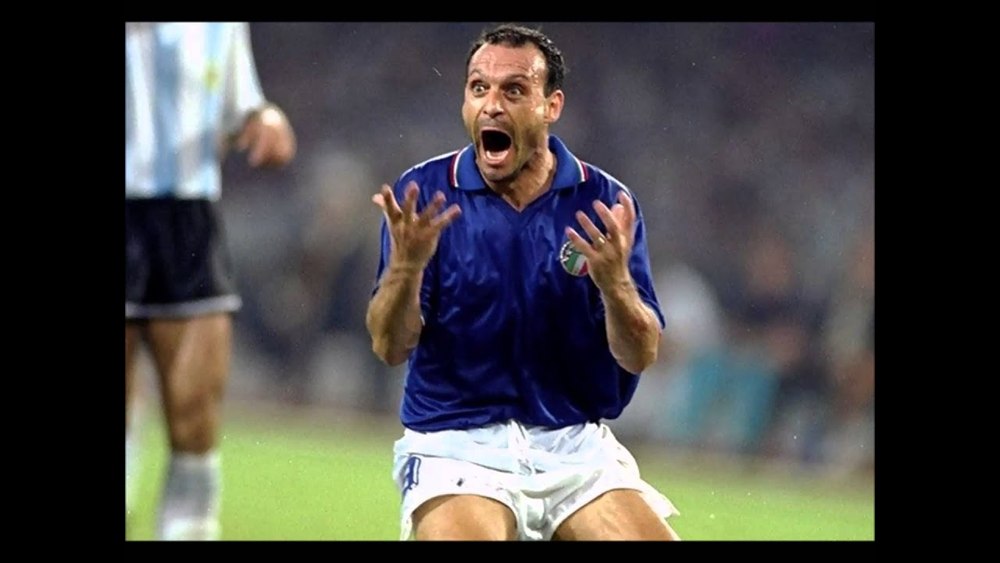 O nouă veste cruntă: Toto Schillaci, golgheterul Coppei del Mondo 1990, internat în stare extrem de gravă