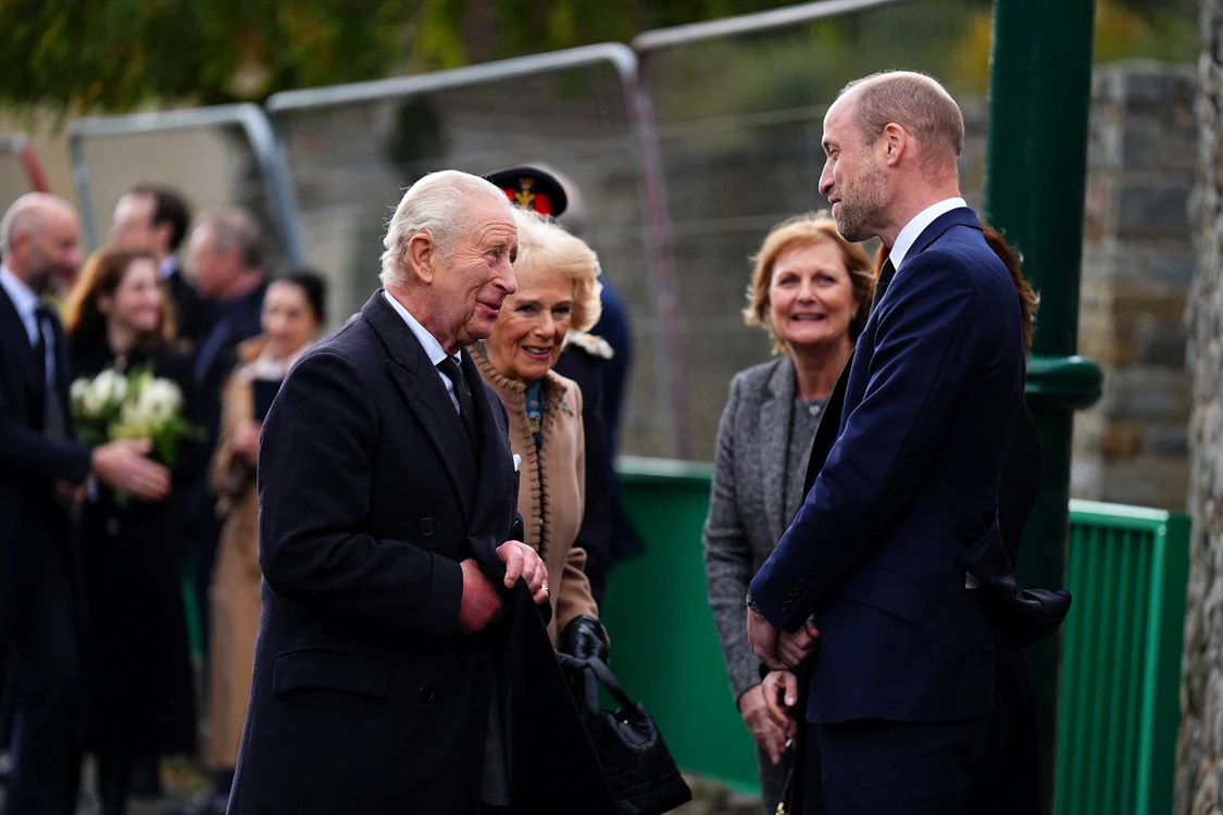 Charles, William, Camilla au comemorat dezastrul de la Aberfan, Profimedia (5) jpg