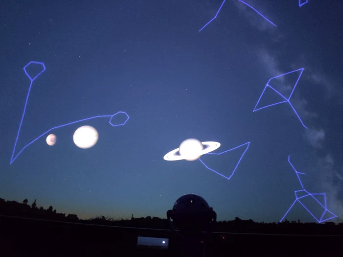 Planetariu Constanta foto Călin Gavrilaş