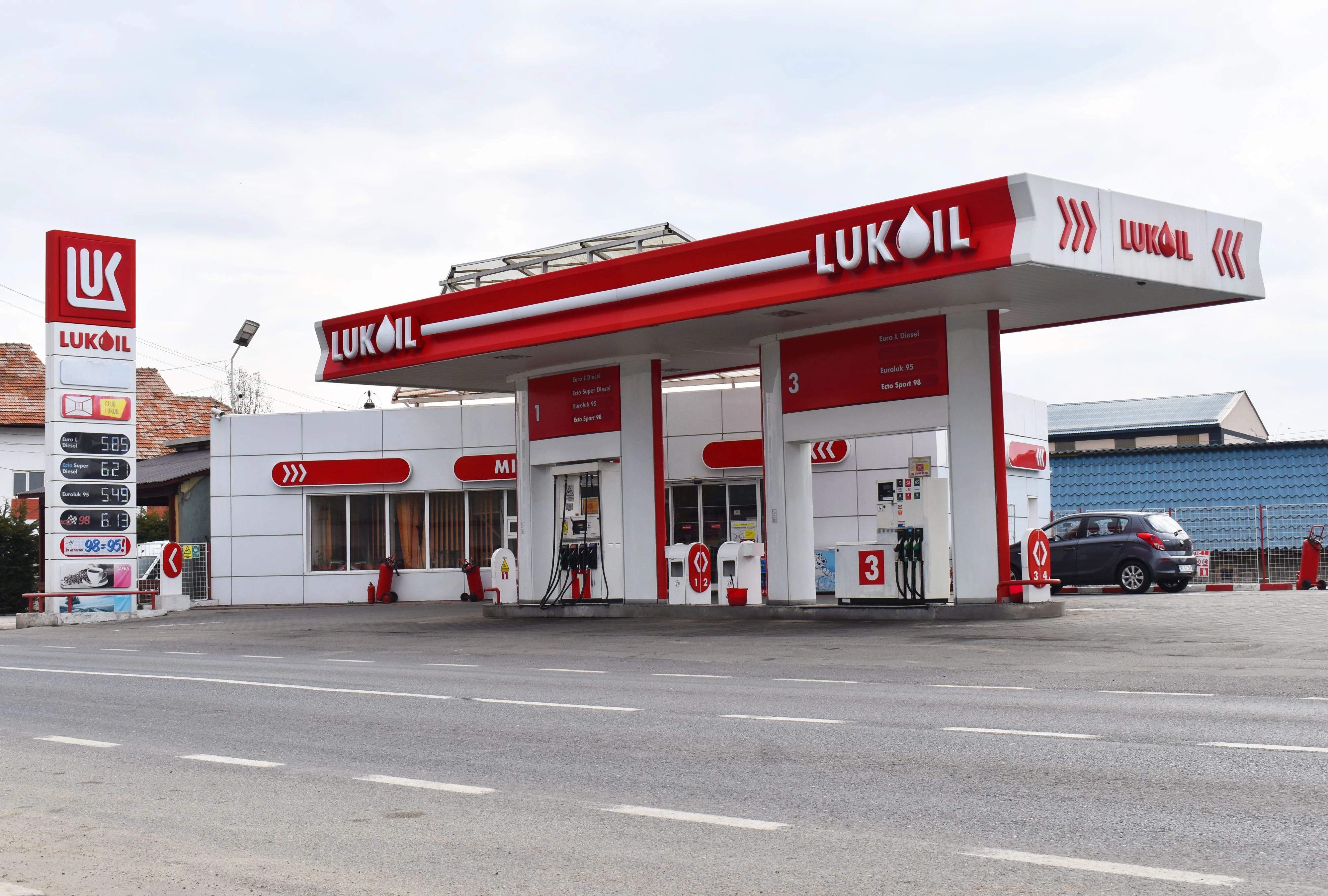 Lukoil a vândut cea mai mare parte a activelor internaționale. Care este fondul american ce a pus mâna pe companie