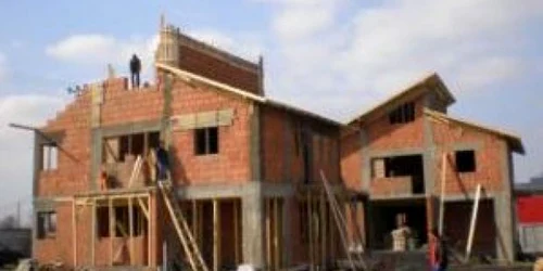 Statul subvenţionează până la 30 la sută din costul construcţiei