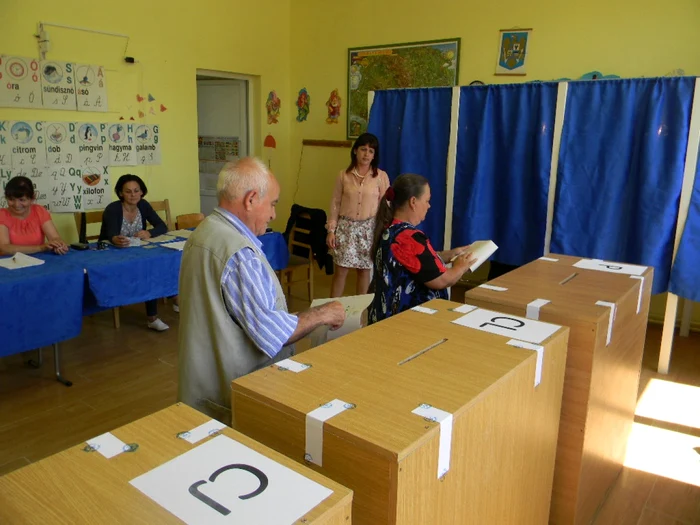 În Sălaj vor fi amenajate 312 secţii de votare