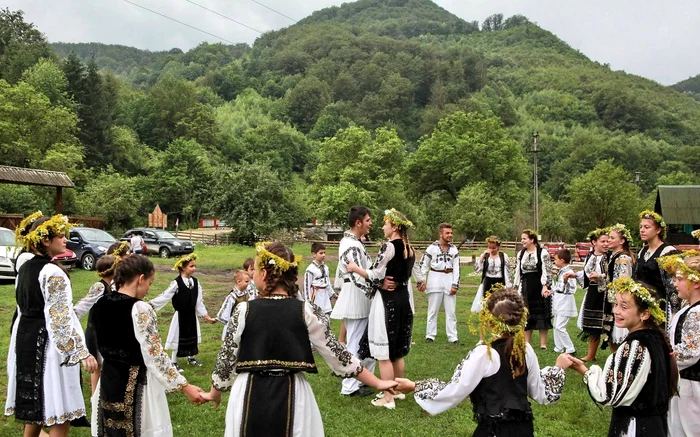 Sărbătoarea Sânzienelor, ținută în 24 iunie, la Boșorod. Foto: Primăria Boșorod