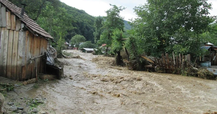 Cinci localităţi din Prahova afectate de inundatii au primit fonduri de la Guvern. FOTO Adevărul