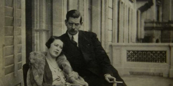 elena lupescu sursa historice.ro