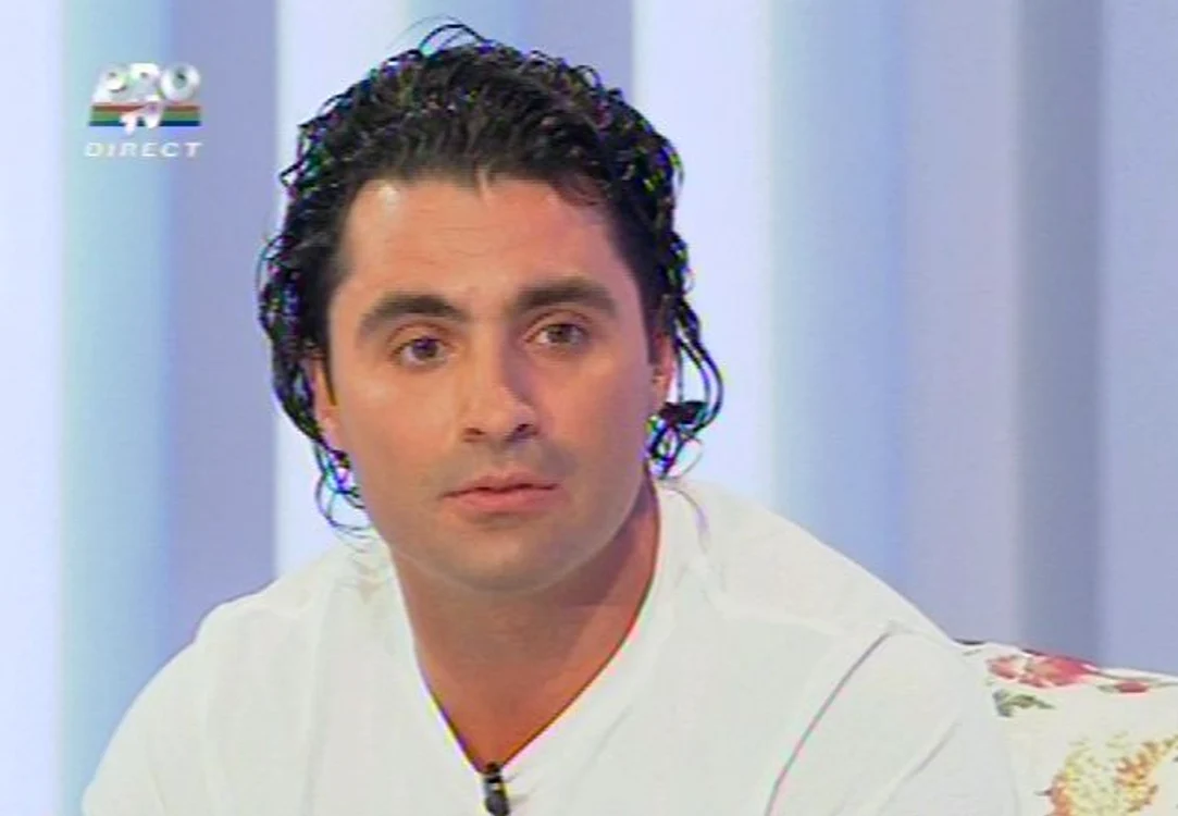 
    Pepe crede că părinţii au avut dreptate când s-au opus relaţiei lui cu Oana Zăvoranu. (captură Pro TV)  