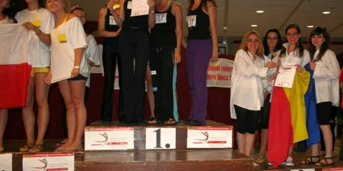 World Championship of Modern Dance Sports a reunit în Ungaria participanţi din 9 ţări