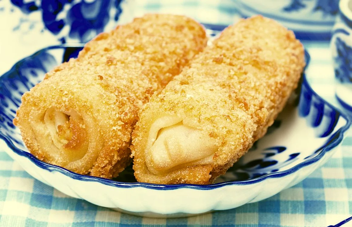 clatite cu sunca si mozzarella pane jpeg