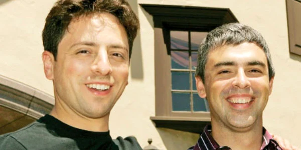 Serghei Brin şi Larry Page, fondatorii companiei Google, sunt acuzaţi că dez- văluie secrete de stat
