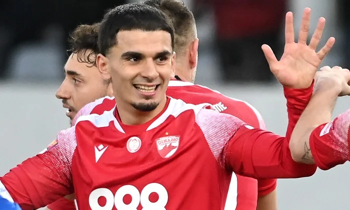 Francezul Lamine Ghezali (23 de ani) a dat două goluri în meciul cu FC Argeș