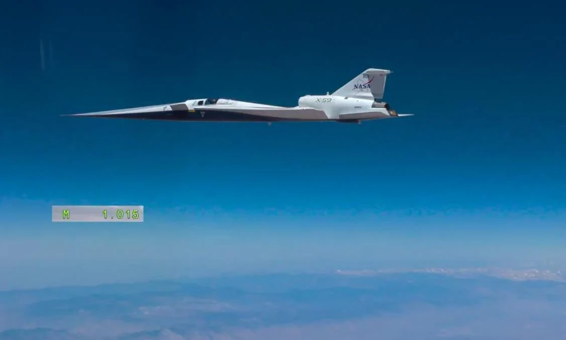 O aeronavă NASA a depășit bariera sunetului în primul zbor experimental al supersonicului
